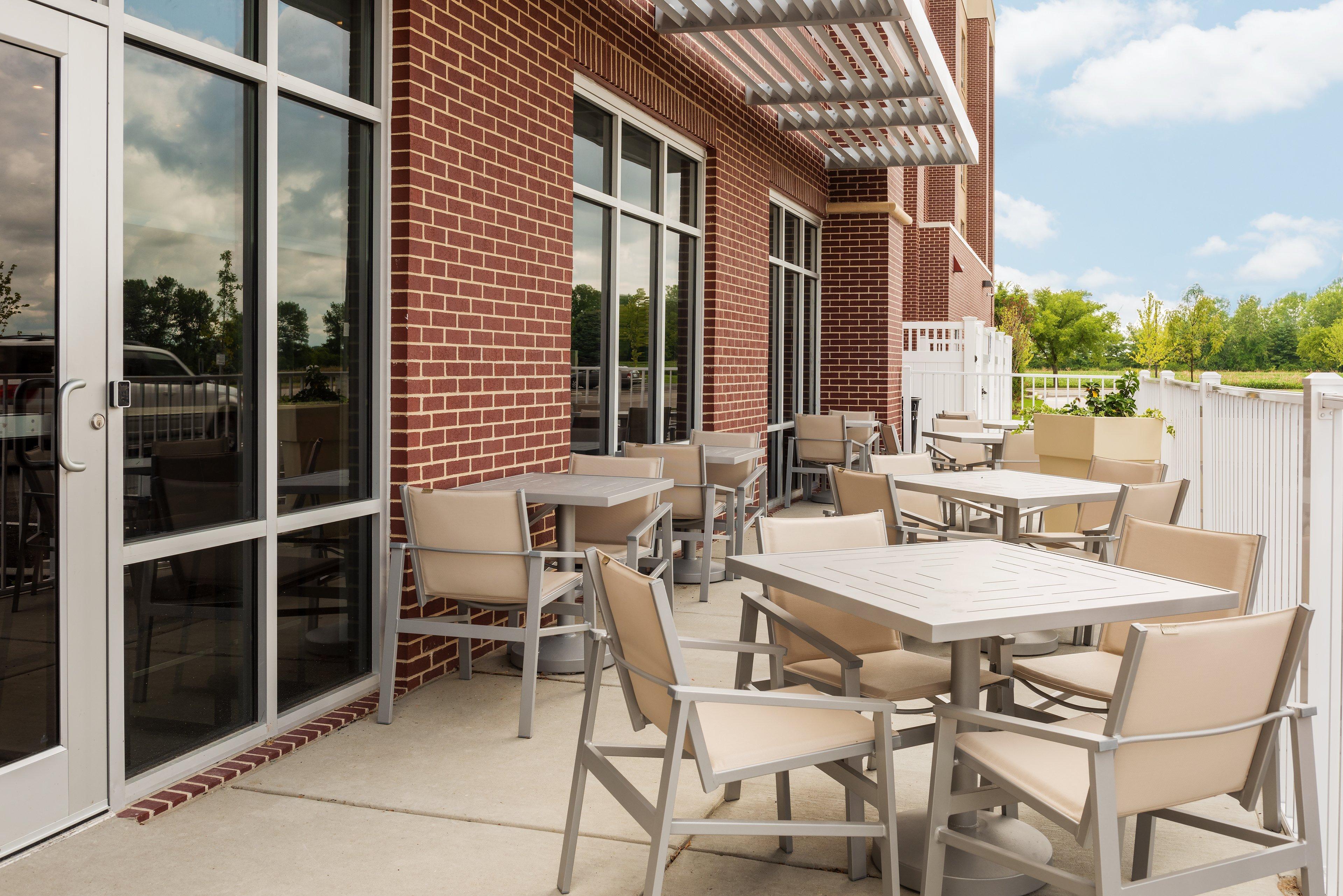 Holiday Inn Express & Suites St. Louis - Chesterfield, An Ihg Hotel Exterior photo